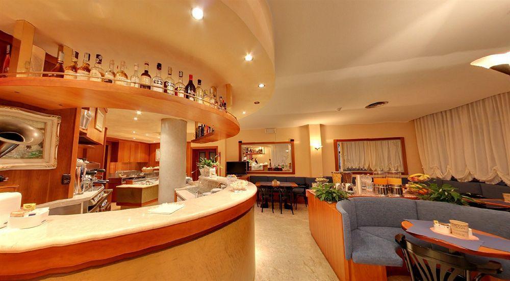 Hotel Rosa Абано Терме Екстериор снимка
